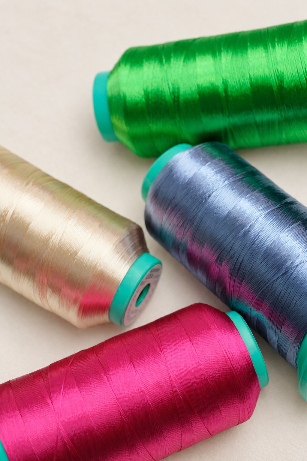 Lonrayon Embroidery Thread